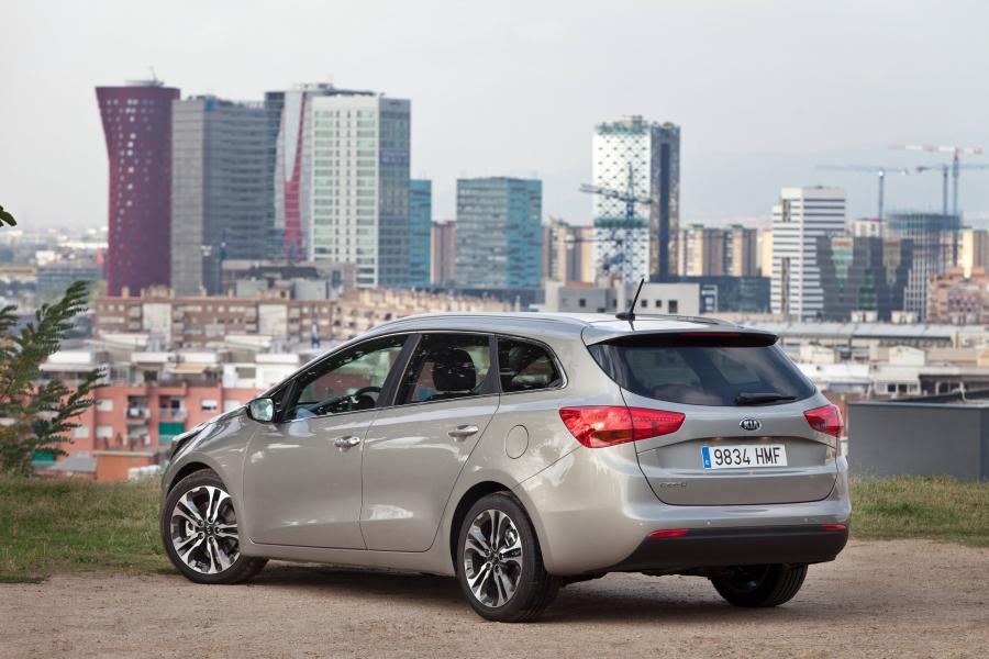  Kia cee&rsquo;d Station Wagon 2012 года  (фото 50 из 89)